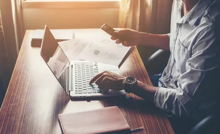 Hvordan velge beste internettabonnement for gaming med lav ping og stabil tilkobling