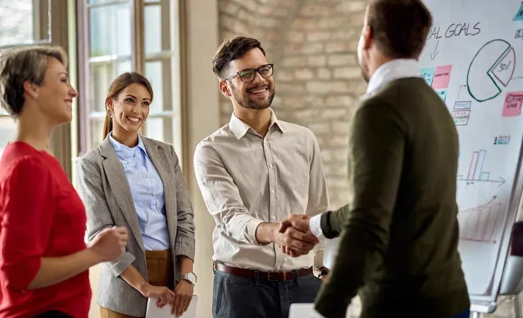 Отель немецкий бронирование регистрация номерной сервис жалобы