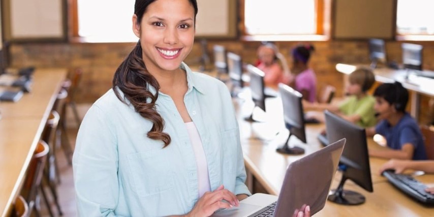 Hemen yeni bir çatal getiriyorum ingilizce, Hemen yeni bir çatal getiriyorum ingilizcesi nedir, İngilizce hemen yeni bir çatal getiriyorum nasıl denir