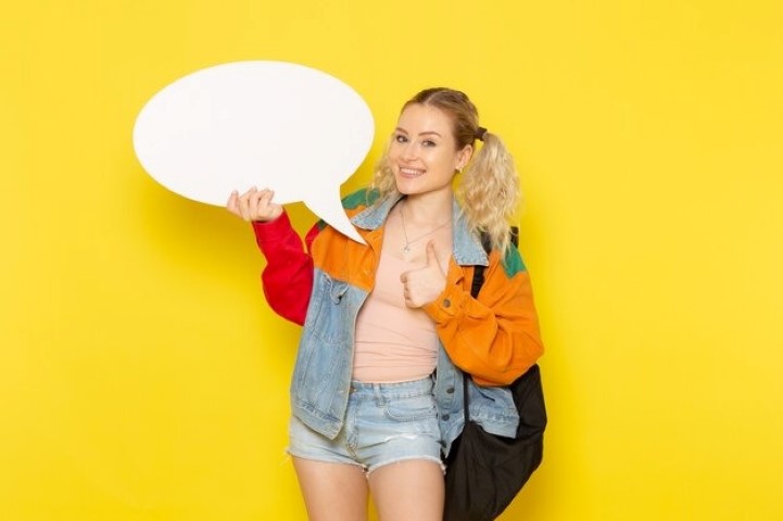 Pencere kenarında bir masa lütfen ingilizce, Pencere kenarında bir masa lütfen ingilizcesi nedir, İngilizce pencere kenarında bir masa lütfen nasıl denir