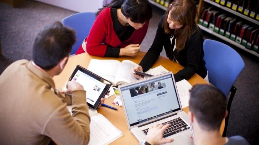 Aile ingilizce, Ailenin ingilizcesi nedir, İngilizce aile nasıl denir