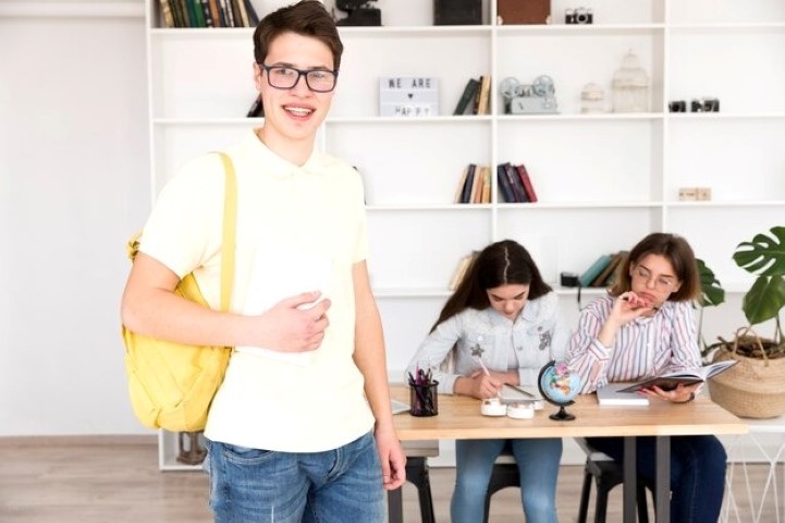 Kaleci iyi bir kurtarış yaptı Almanca, Kaleci iyi bir kurtarış yaptı Almancası nedir, Almanca kaleci iyi bir kurtarış yaptı nasıl denir