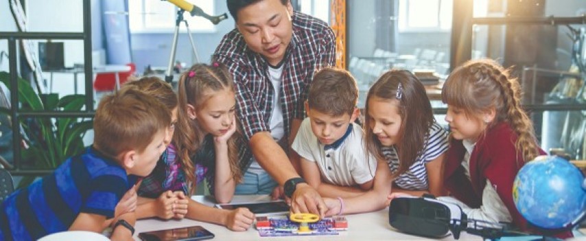 Orta oyuncu ingilizce, Orta oyuncunun ingilizcesi nedir, İngilizce orta oyuncu nasıl denir