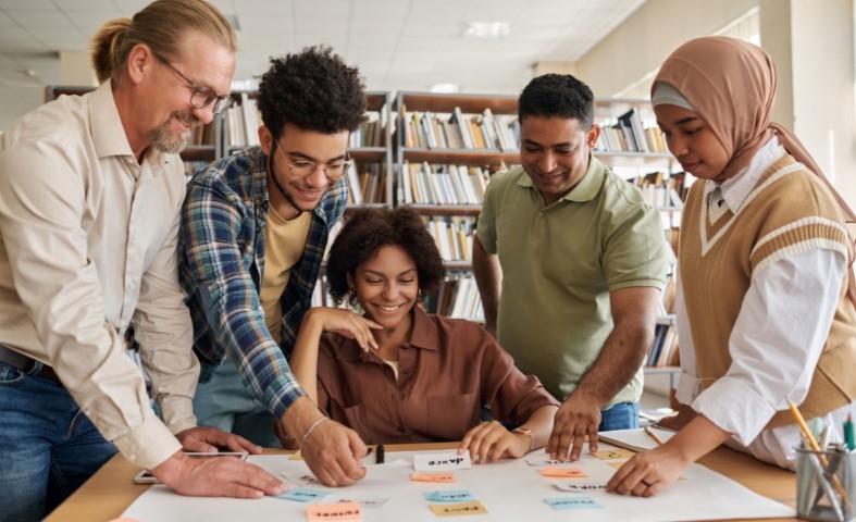 Özel biri ingilizce, Özel birinin ingilizcesi nedir, İngilizce özel biri nasıl denir