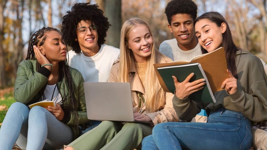 Tahrik olmak ingilizce, Tahrik olmanın ingilizcesi nedir, İngilizce tahrik olmak nasıl denir