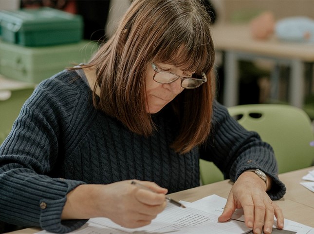 Yardımcı olmak ingilizce, Yardımcı olmanın ingilizcesi nedir, İngilizce yardımcı olmak nasıl denir