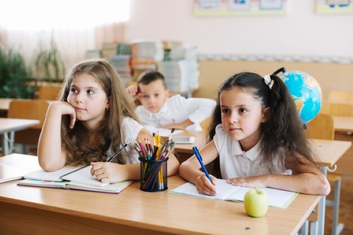 Kitaplık Almanca, Kitaplığın Almancası nedir, Almanca kitaplık nasıl denir