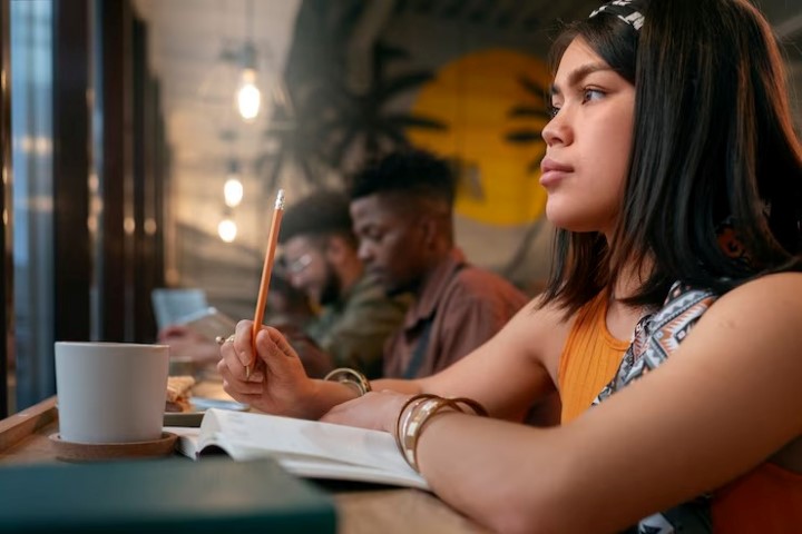 Gizlemek ingilizce, Gizlemenin ingilizcesi nedir, İngilizce gizlemek nasıl denir