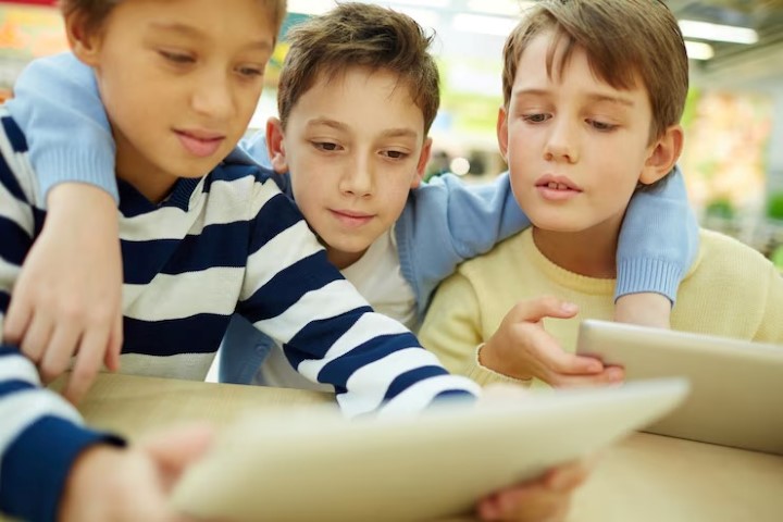 Saklambaç Almanca, Saklambacın Almancası nedir, Almanca saklambaç nasıl denir